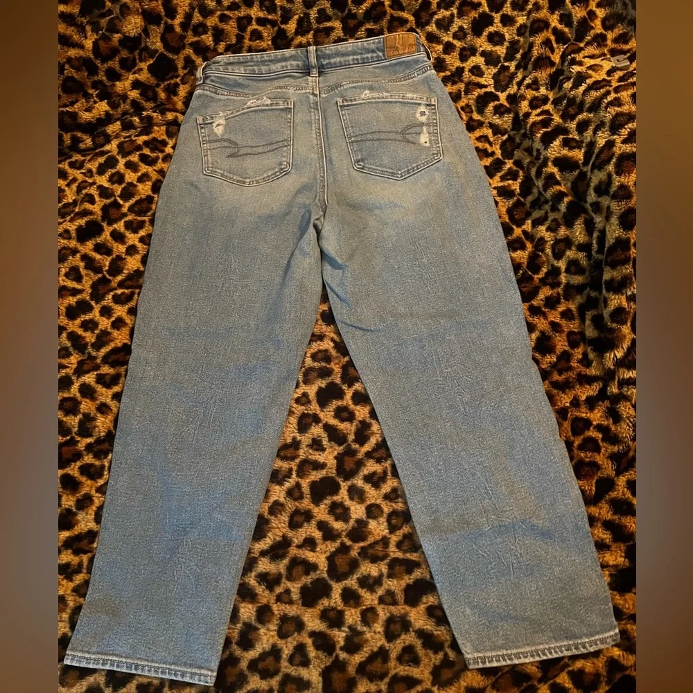 American Eagle Outfitters Light Blue Denim Shorts - Picture 4 of 4